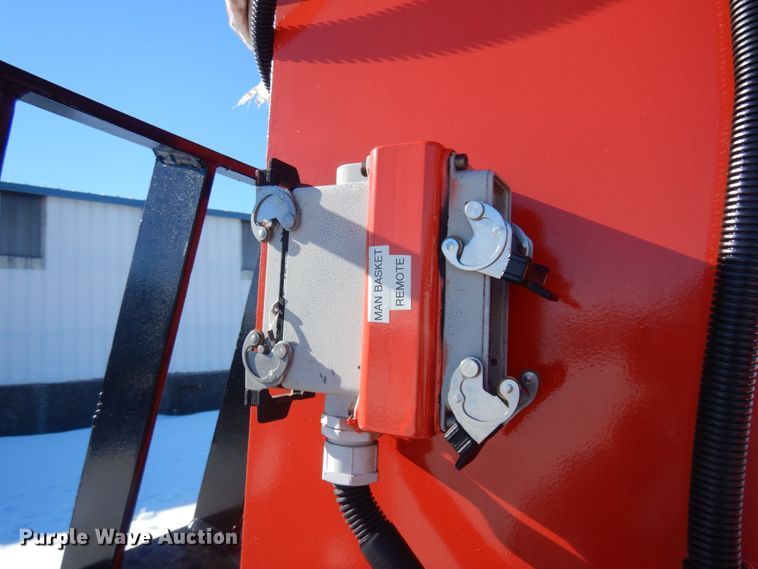 image for item KE9285 2003 Manitou MRT-1850  telehandler