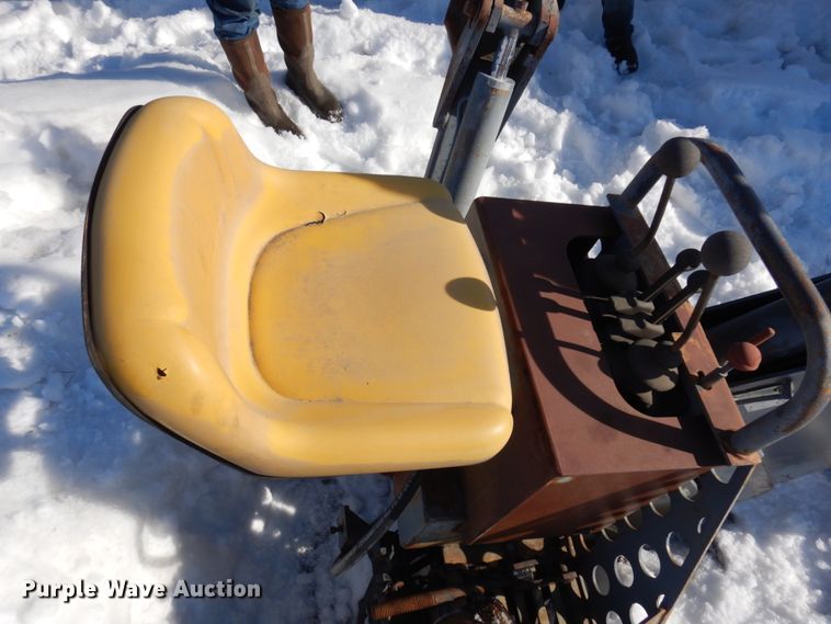 image for item KE9289 Gehl 609  skid steer backhoe