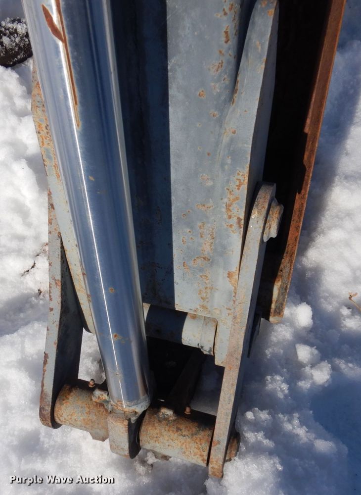 image for item KE9289 Gehl 609  skid steer backhoe