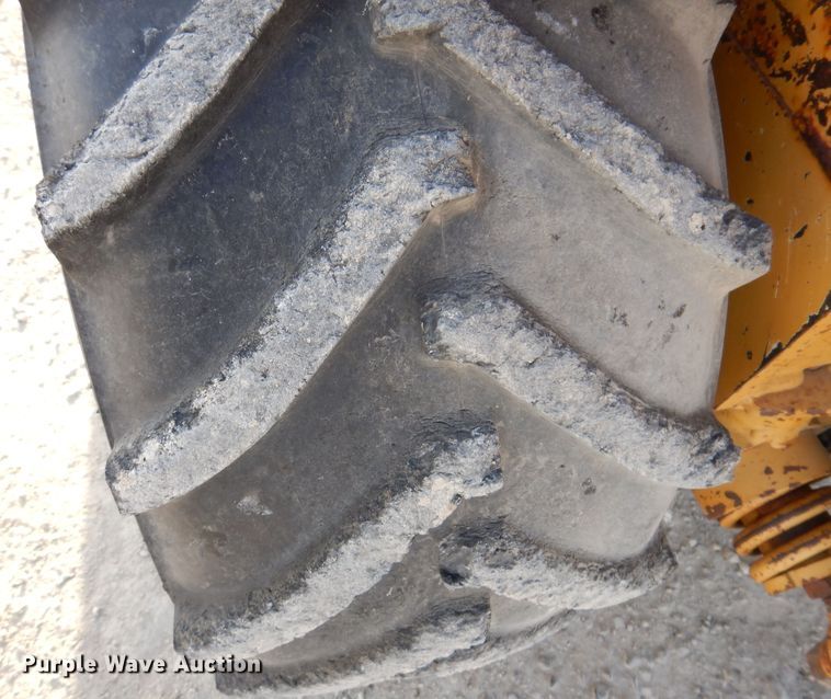 image for item KH9010 2001 Vermeer LM-42  cable plow