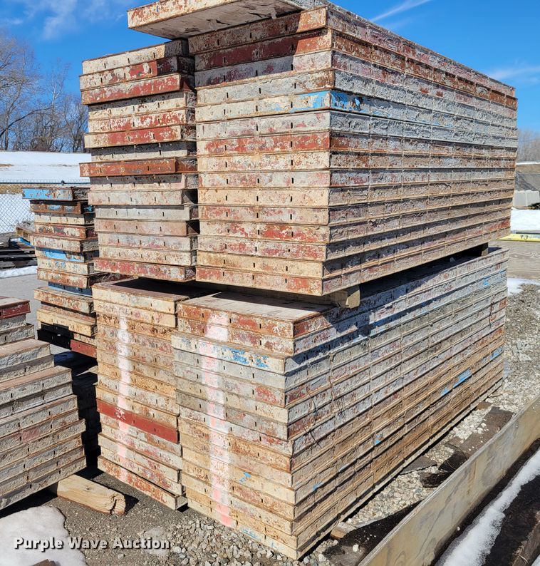 image for item KH9764 Concrete forms