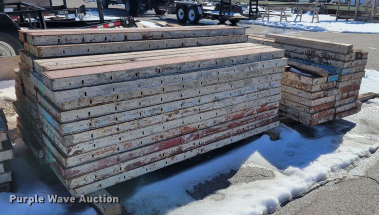 image for item KH9765 Concrete forms