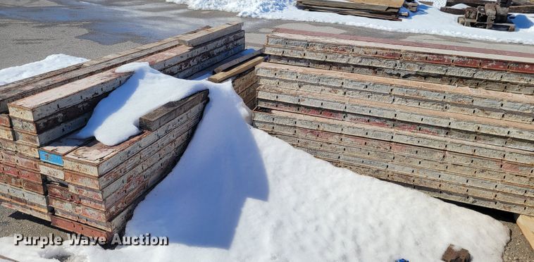 image for item KH9765 Concrete forms