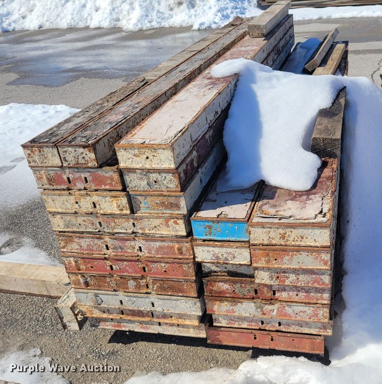 image for item KH9765 Concrete forms