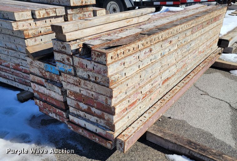 image for item KH9765 Concrete forms