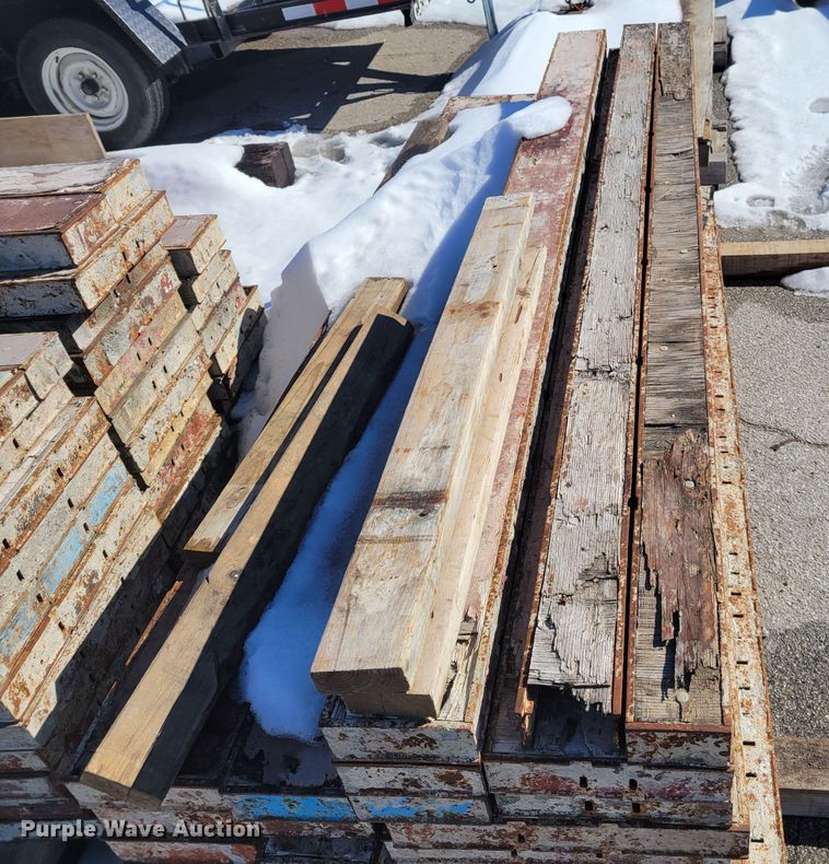 image for item KH9765 Concrete forms