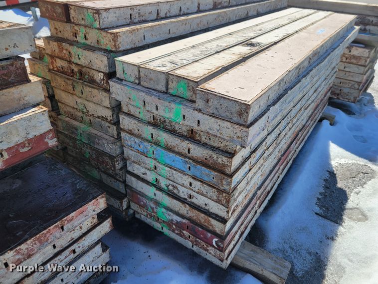 image for item KH9765 Concrete forms