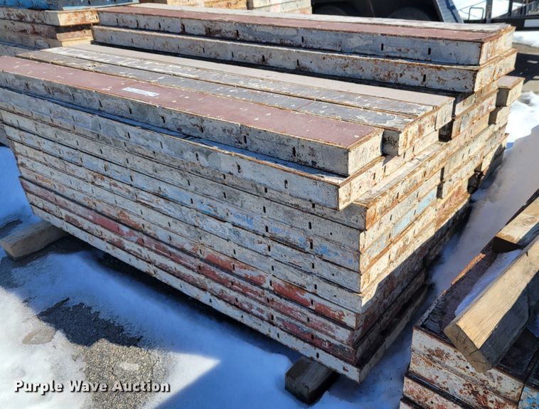 image for item KH9765 Concrete forms