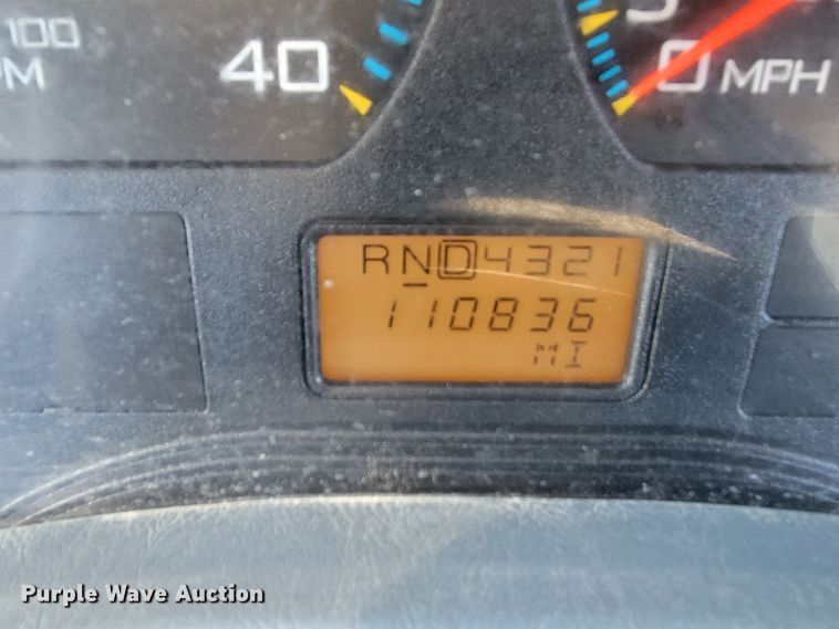 image for item KH9806 2006 International 7600  dump truck