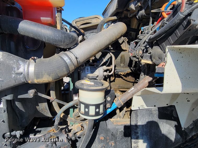 image for item KH9806 2006 International 7600  dump truck