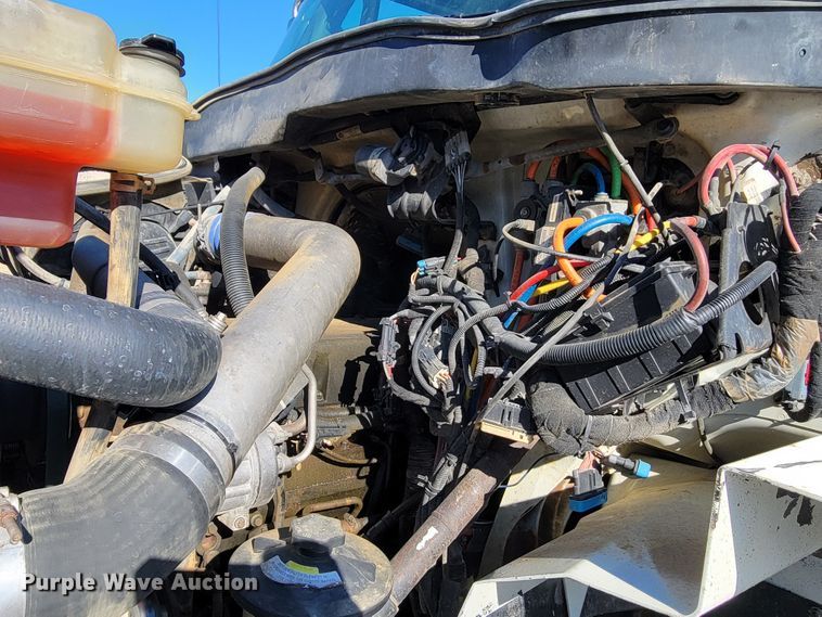 image for item KH9806 2006 International 7600  dump truck