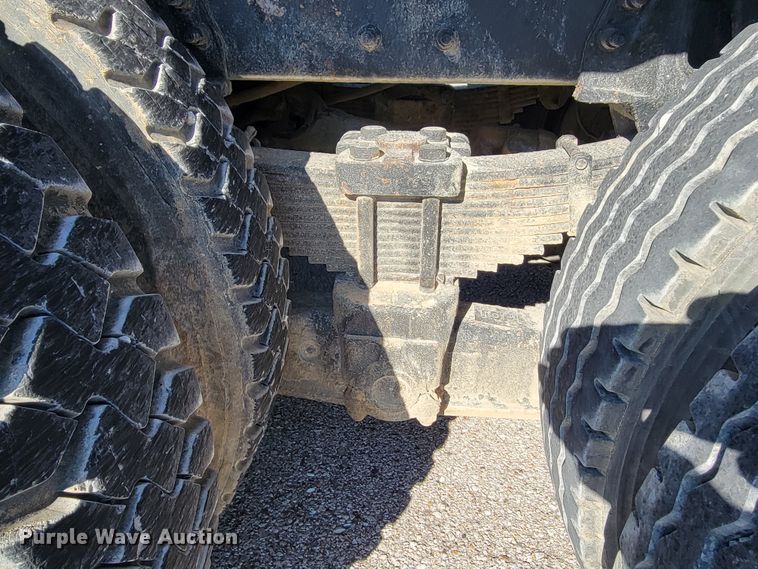 image for item KH9806 2006 International 7600  dump truck