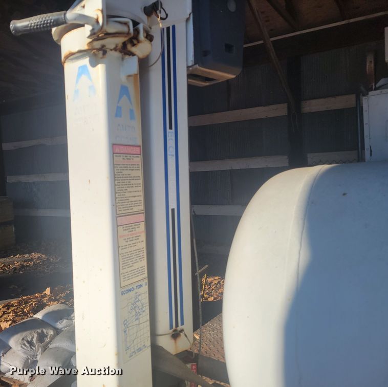 image for item KH9848 2000 Cy-Corp Ent. SP143 8x16  utility trailer with paint striping equipment