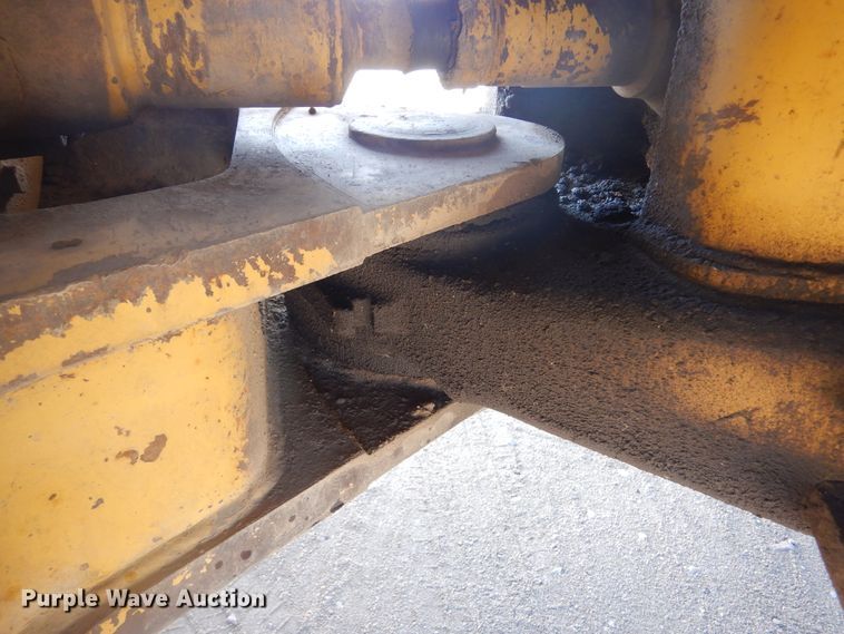 image for item KS9290 1984 Caterpillar 966D  wheel loader