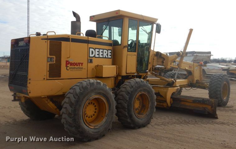 image for item KS9291 1997 John Deere 770C  motor grader