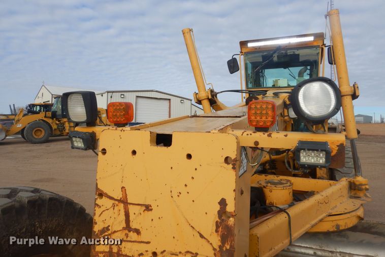 image for item KS9291 1997 John Deere 770C  motor grader