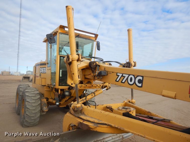 image for item KS9291 1997 John Deere 770C  motor grader