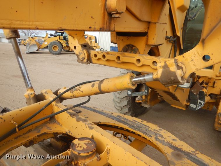 image for item KS9291 1997 John Deere 770C  motor grader