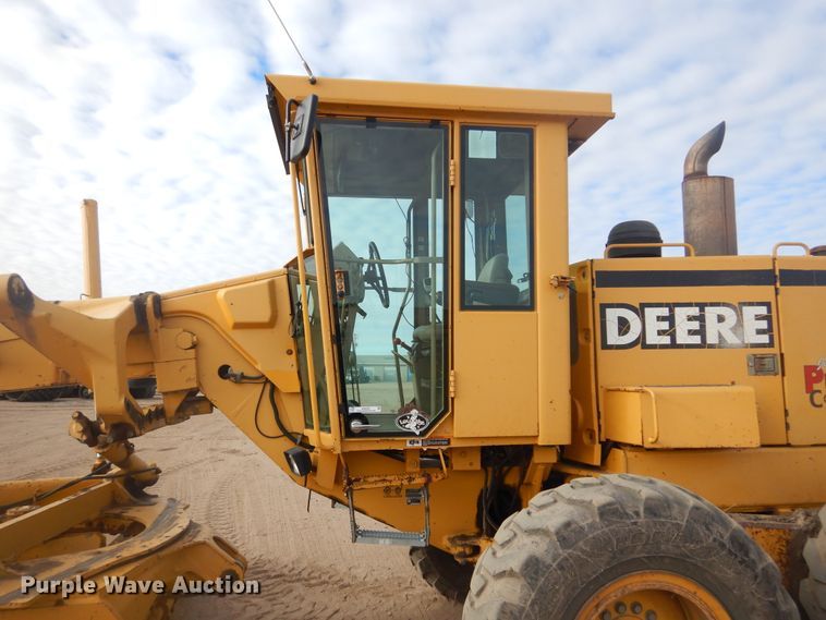 image for item KS9291 1997 John Deere 770C  motor grader