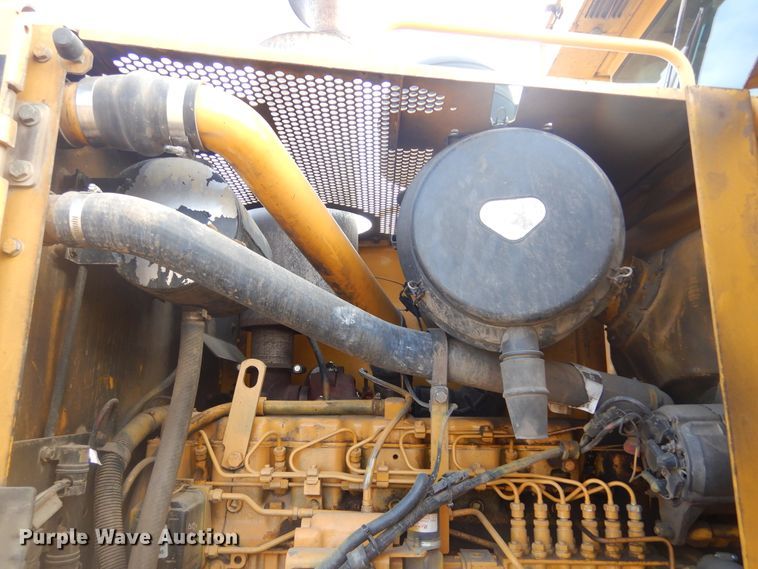 image for item KS9291 1997 John Deere 770C  motor grader