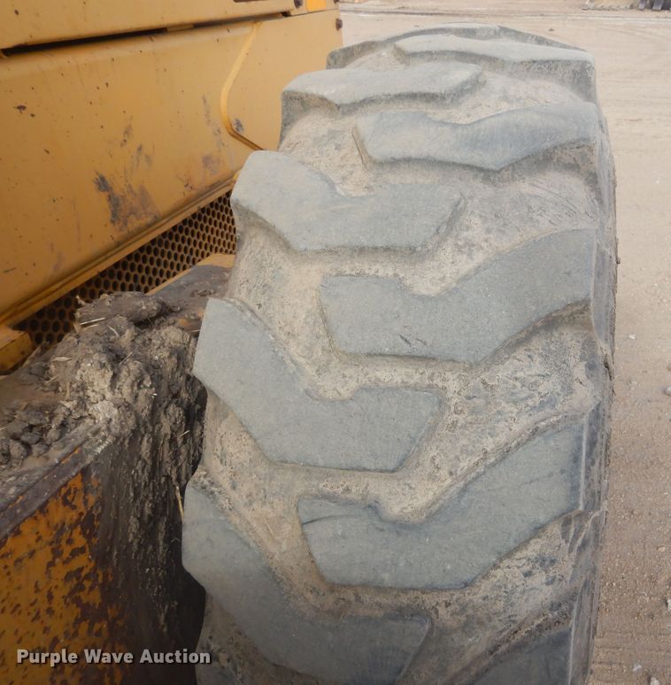 image for item KS9291 1997 John Deere 770C  motor grader