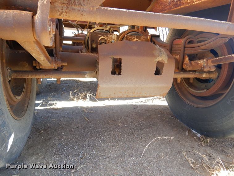 image for item KS9292 1992 Trail King  bottom dump trailer