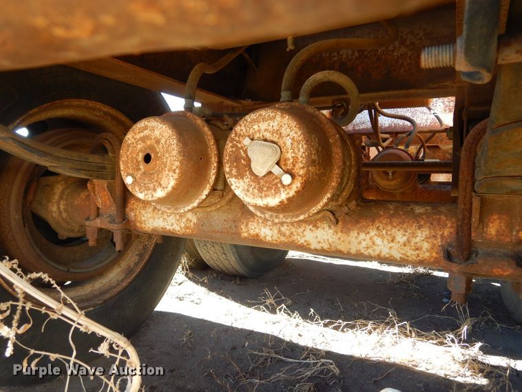 image for item KS9292 1992 Trail King  bottom dump trailer