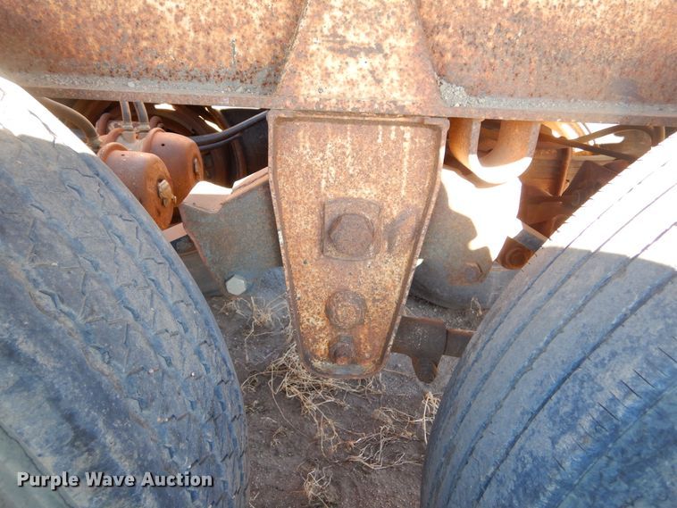 image for item KS9292 1992 Trail King  bottom dump trailer