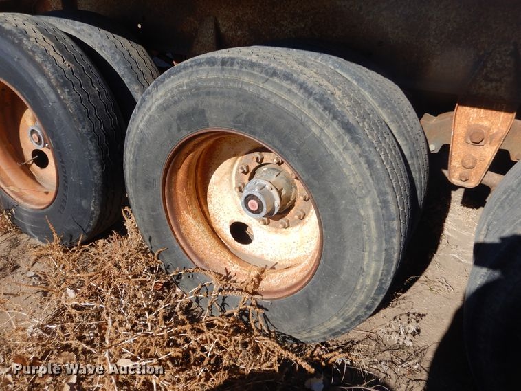 image for item KS9292 1992 Trail King  bottom dump trailer