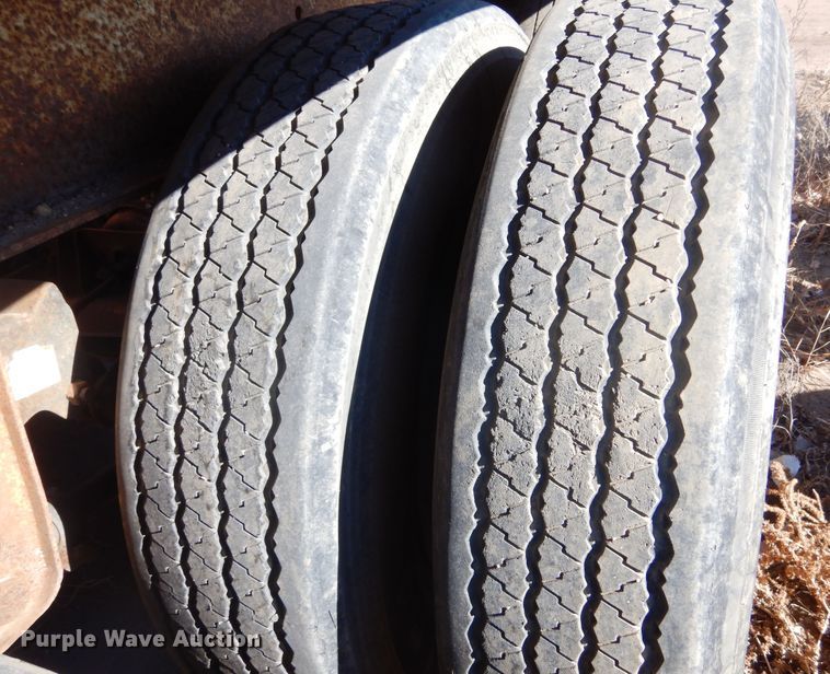 image for item KS9292 1992 Trail King  bottom dump trailer