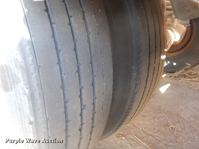 image for item KS9293 2011 SiDump'r SDR325  side dump trailer