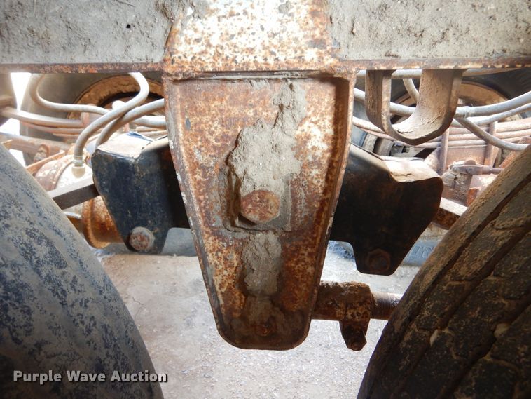 image for item KS9294 1993 Trail King  bottom dump trailer