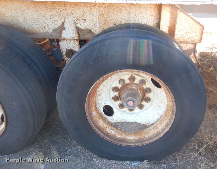 image for item KS9294 1993 Trail King  bottom dump trailer