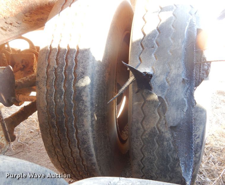 image for item KS9294 1993 Trail King  bottom dump trailer