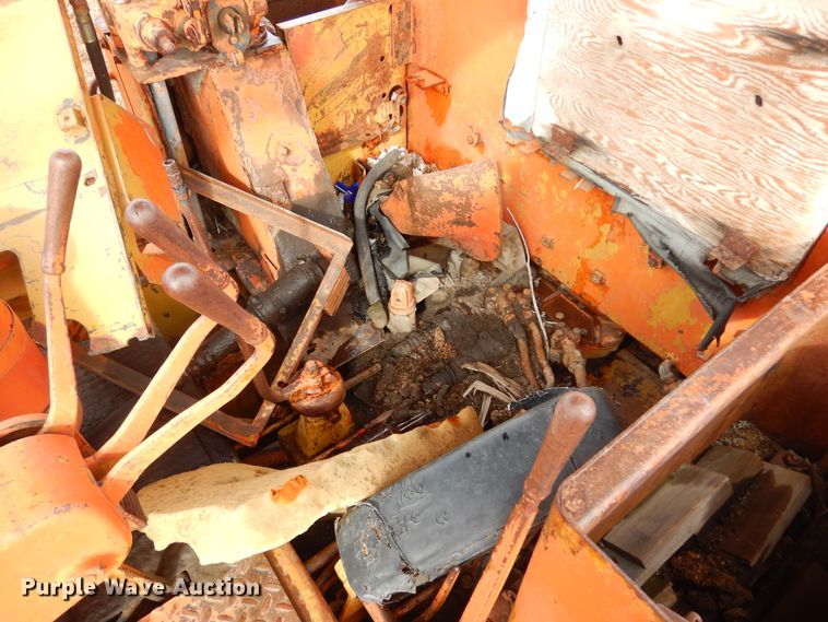 image for item MX9796 Allis Chalmers HD21  dozer