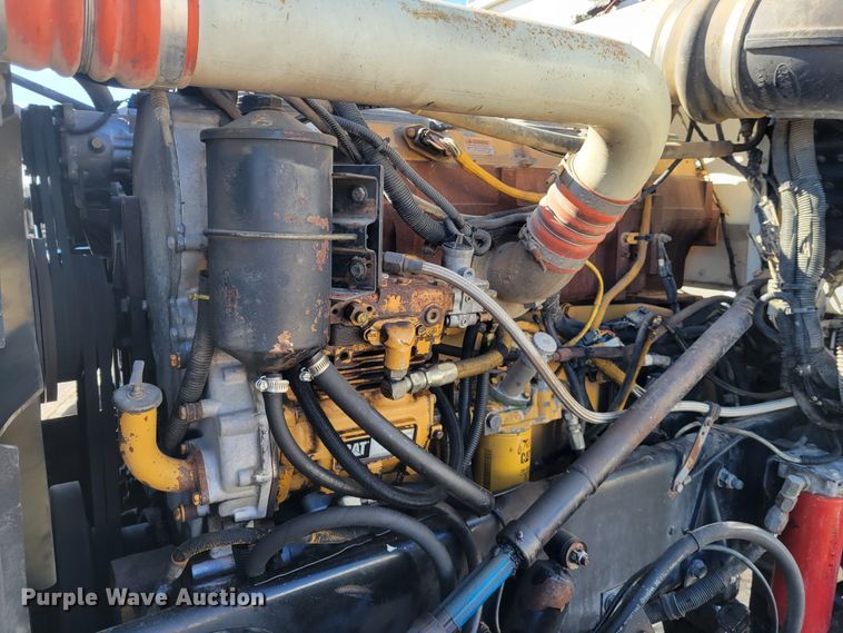 image for item DI1167 1999 Peterbilt 378  semi truck