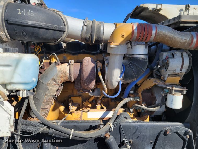 image for item DI1167 1999 Peterbilt 378  semi truck