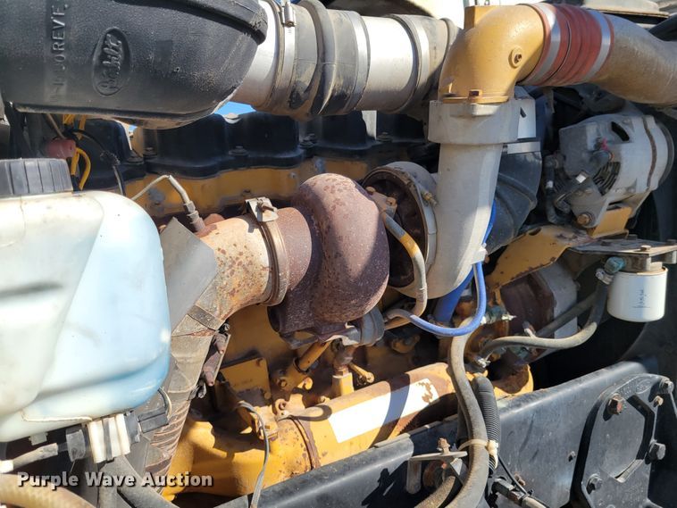 image for item DI1167 1999 Peterbilt 378  semi truck