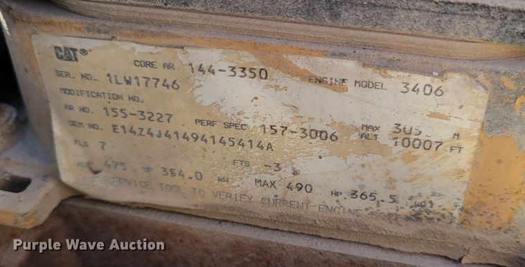 image for item DI1167 1999 Peterbilt 378  semi truck