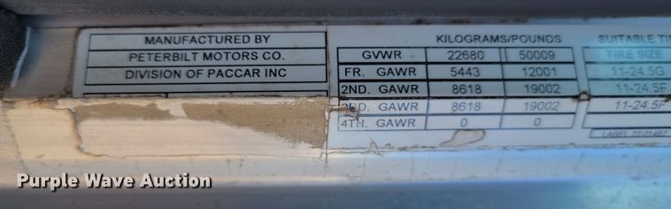 image for item DI1167 1999 Peterbilt 378  semi truck