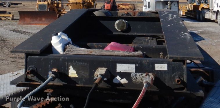 image for item DI1168 2007 Eager Beaver 55GSL  lowboy equipment trailer