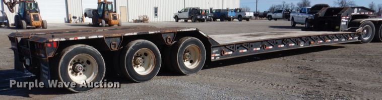 image for item DI1168 2007 Eager Beaver 55GSL  lowboy equipment trailer