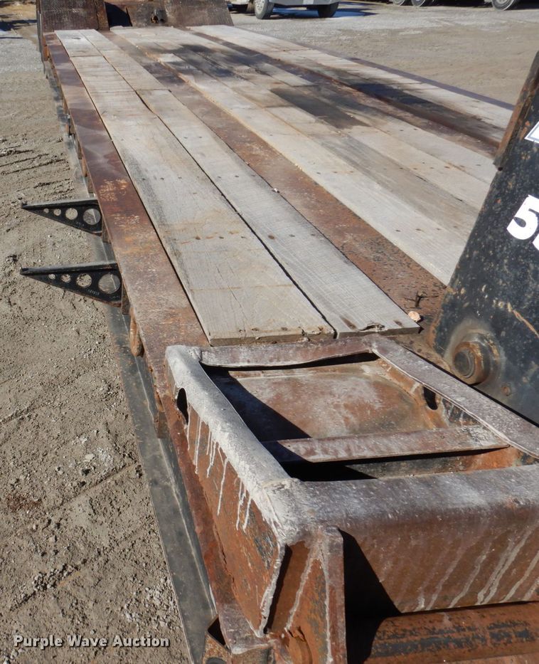 image for item DI1168 2007 Eager Beaver 55GSL  lowboy equipment trailer