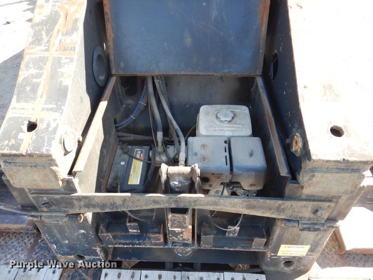 image for item DI1168 2007 Eager Beaver 55GSL  lowboy equipment trailer