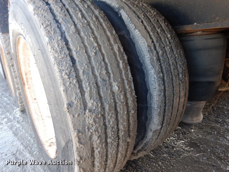 image for item DI1168 2007 Eager Beaver 55GSL  lowboy equipment trailer