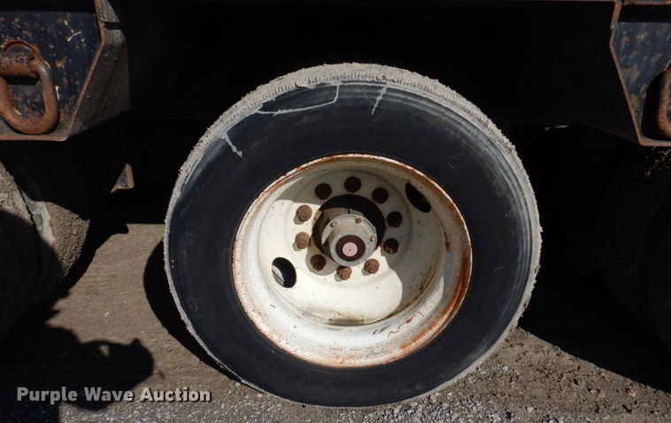 image for item DI1168 2007 Eager Beaver 55GSL  lowboy equipment trailer