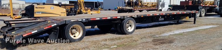 image for item DI1169 2009 Transcraft DTL-2100 W2  drop deck equipment trailer