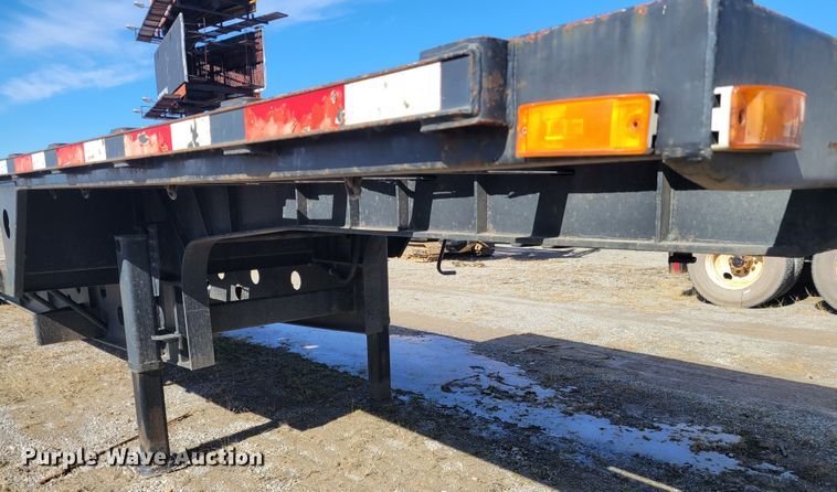image for item DI1169 2009 Transcraft DTL-2100 W2  drop deck equipment trailer
