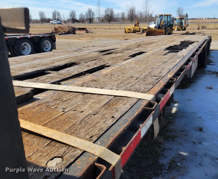 image for item DI1169 2009 Transcraft DTL-2100 W2  drop deck equipment trailer