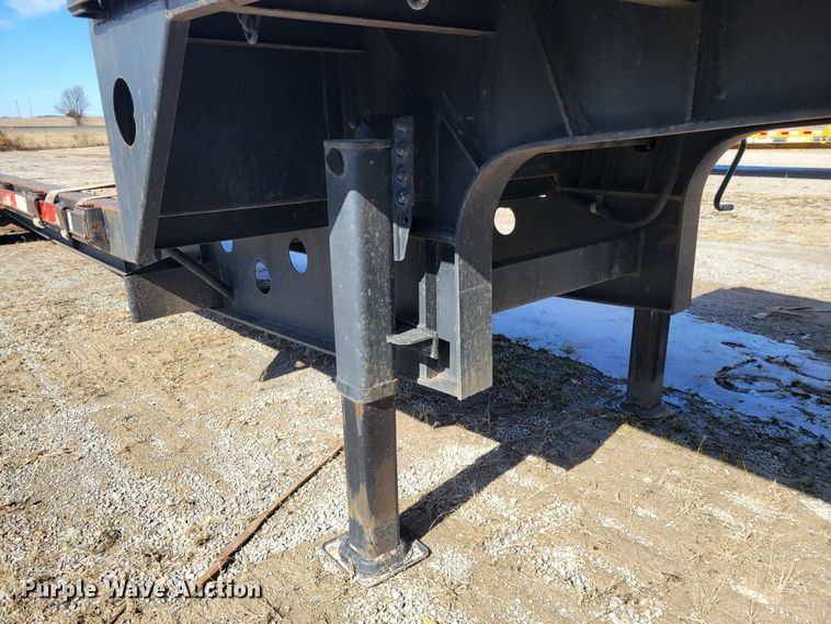 image for item DI1169 2009 Transcraft DTL-2100 W2  drop deck equipment trailer